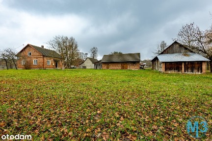 Dom z duszą i przestrzenią - Huta Deręgowska zaprasza na wieś z klasą!