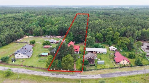 Dom dworek z prywatnym lasem i zabudowaniami okolice Włoszczowy Silpia