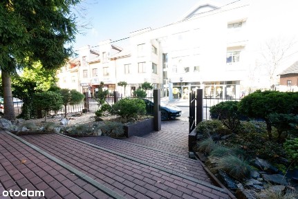 Skawina al. 29 Listopada dom z lokalami usługowymi