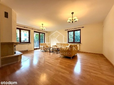 Gumieńce, Wolnostojący, Lokalizacja,Infrastruktura