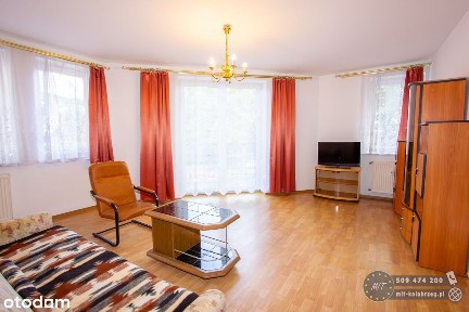 Mieszkanie 2 pok. w ścisłym centrum miasta, umeblowane, balkon