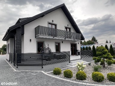 Nowoczesny, funkcjonalny dom z urządzonym ogrodem!