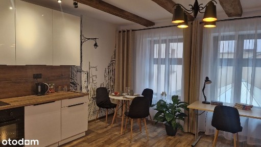 Przytulna kawalerka na Starówce