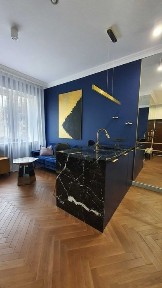 Ekskluzywna Kawalerka/ Łazienki / Kamienica/ Luxurious studio