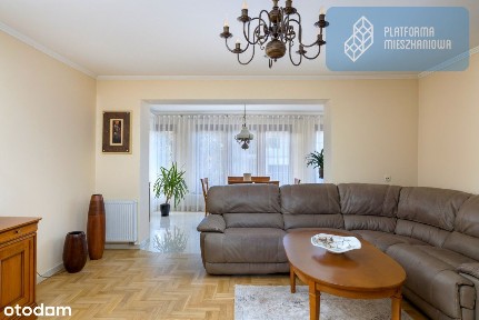 Elegancki dom w spokojnej okolicy