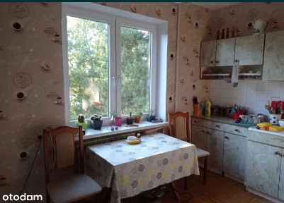 Duży dom z działką oraz budynkiem gospodarczym