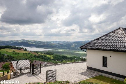 Dom z pięknym widokiem. Działka 1300m2.