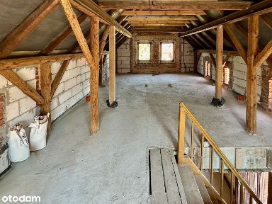 Przytulny dom z cegły - z potencjałem do własnej aranżacji