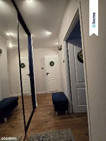 Zadbane mieszkanie z oddzielną kuchnią i piwnicą