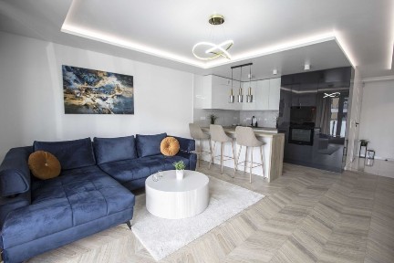 Komfortowe 60 m² z balkonem, parkingiem i klimatyzacją / Centrum