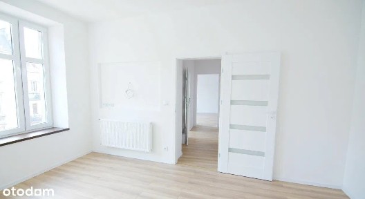 3 pokojowe mieszkanie w kamienicy z balkonem - centrum