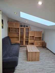 Bezpośrednio poddasze na sprzedaż