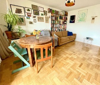 Warszawa, Bielany, Aleja Władysława Reymonta 19