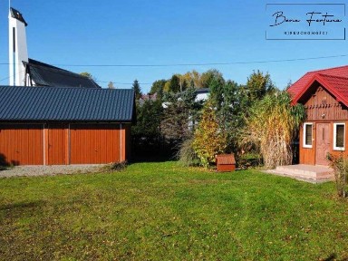 Urokliwy całoroczny dom z bali, z kominkiem, 85 m2, centrum Skołyszyna