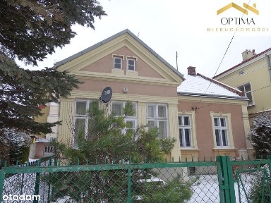 Sprzedam Unikatowy dom z lat 20-ych w Centrum