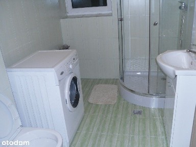 Dom dla firmy lub rodziny 3-11 pokoi, po remoncie, duży parking