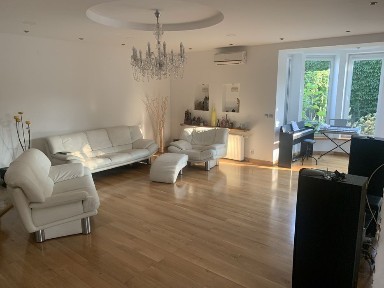 Komfortowy wolnostojący dom