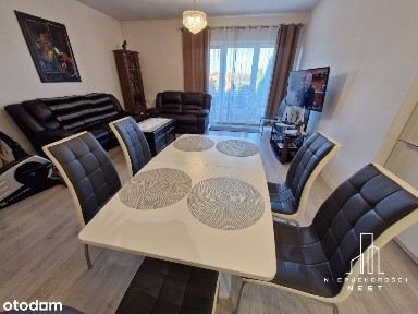 Bliźniak z garażem i ogródkiem