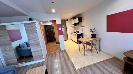 Przytulna kawalerka z widokiem na park - Dąbrowa Górnicza ul. Korczaka