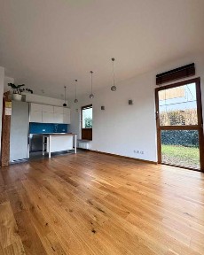 2-pokojowe mieszkanie z ogródkiem, metro Słodowiec