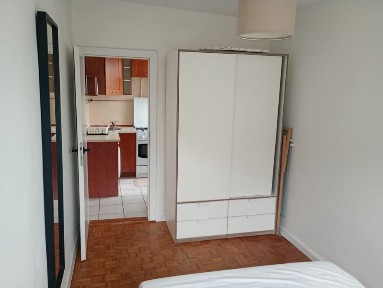 Mieszkanie przy lesie z widokiem na morze