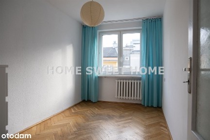 Okolice fabryki Norblina, trzy pokoje z balkonem.