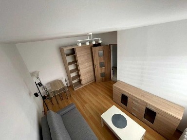 Do wynajęcia mieszkanie - 2 pokoje / 32 m2 / balkon/Staszica