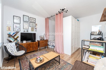 pl. Plac Wojska Polskiego, Plac Wojska Polskiego, Wesoła, Warszawa, mazowieckie