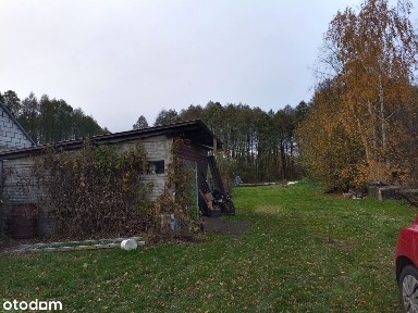 Przestronny dom z garażem w spokojnej okolicy