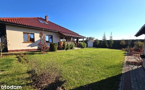 Atrakcyjny, Parterowy, wolnostojący dom z ogrodem