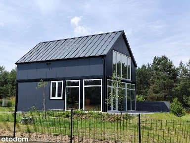 Dom wolnostojący, jednorodzinny, całoroczny