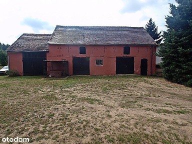 Dom bliżniak w pięknej okolicy