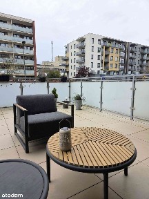 Apartament M2 z klimatycznym 30 m² tarasem i 4,5 m² garderobą/komórką