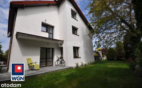 Dom, 168,80 m², Radomsko