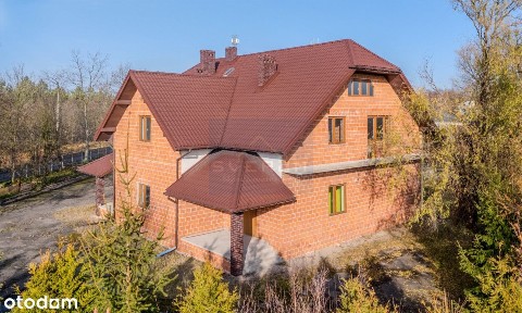 Dom pod działalność z częścią mieszkalną / Gidle