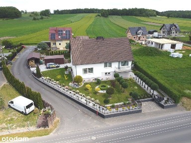 Dom, 220 m², Gościszów