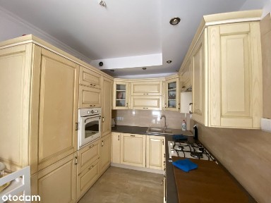 Nowoczesne 4 pokojowe mieszkanie w centrum.