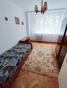 LSM, ul. Wajdeloty 54,9m2, 3 oddzielne pokoje