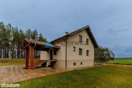 Duży dom w sercu lasu z własnym stawem-Nierostowo