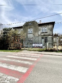 Sprzedam Dom w centrum Żurawicy / Lokale usługowe