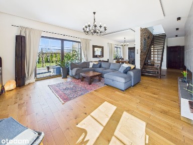 Piękny dom gotowy do wprowadzenia