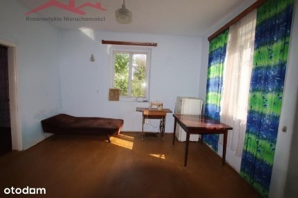 Dom w widokowym terenie Lutcza