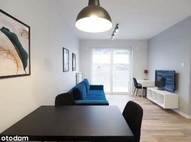 Mieszkanie przy Karolkowej Metro Rondo Daszyńskiego 34m², garaż, łóżko