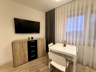 Mieszkanie ul. Nowy świat ok.40m2, prywatne miejsce postojowe, widok