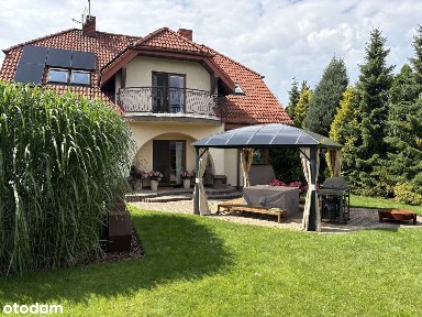 Dom z 5 pokojami i garażem