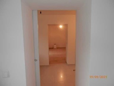 Nowy Sącz blisko Rynku, mały dom 80m.kw. działka 2 ary. od właściciela