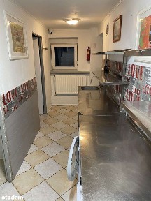 Dom w Kobierzycach, kwatery pracownicze z osobnymi wejściami na piętra