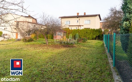 Przestronny dom pod kwatery pracownicze w dobrej lokalizacji.