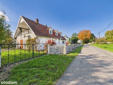 Dom z gospodarstwem, 4ha gruntu, stajnia, ferma