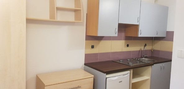 Kawalerka na Bielanach 2000 zł (w tym czynsz) dostępna od 1.12.2025